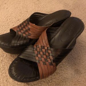 Born platform sandals